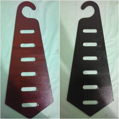 Porta gravatas dupla face